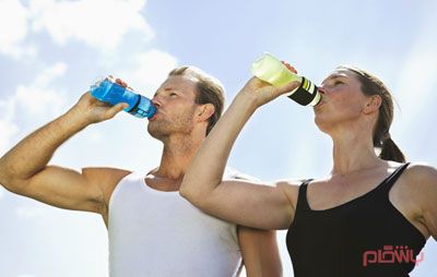 آیا نوشیدنی های ورزشی یا انرژی زا برای ورزشکاران خوب است؟